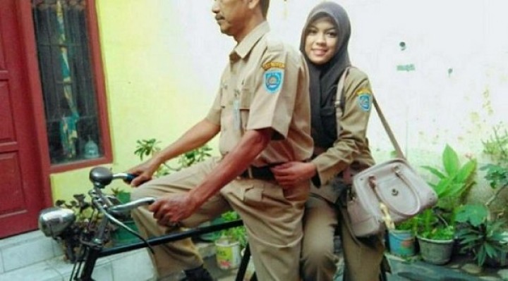 undangan-guru-zaman-now-mata-pelajaran-malam-pertamanya-biologi