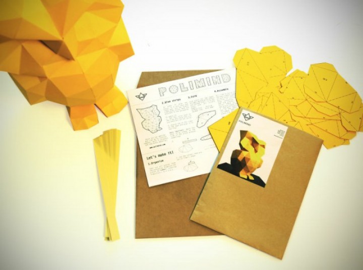 waktu-di-sekolah-seniman-ini-pasti-tekun-banget-belajar-seni-melipat-kertas-deh