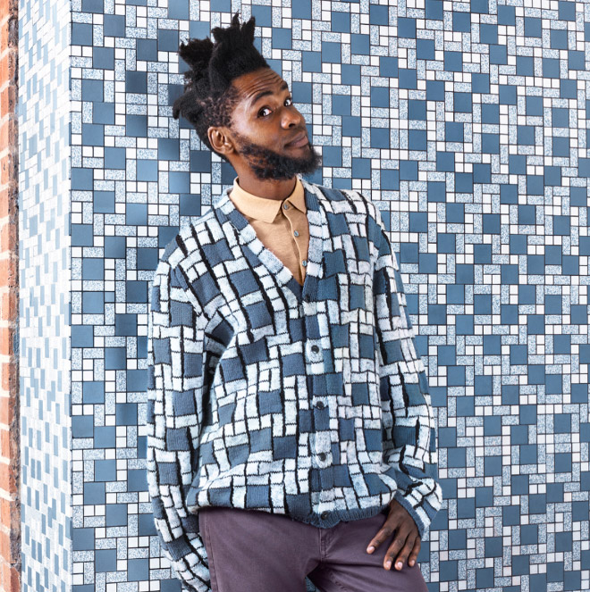 Sweater-Sweater Ini Matching Banget Sama Sekitarnya