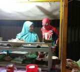 3-kelakuan-minus-pembeli-di-warung-bikin-pengen-nampol