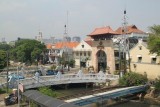 5-pasar-bersejarah-di-jakarta