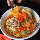 bakso-super-pedas-bikin-nangis-ngga-berhenti