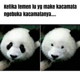 beginilah-saat-temenmu-buka-kacamata