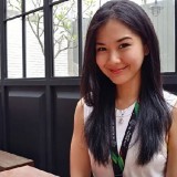 cantiknya-bikin-melongo-bidadari-di-belakang-garuda