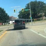 cara-kocak-orang-bawa-barang-menggunakan-kendaraan-ini-bikin-geleng-geleng-kepala