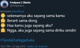cuitan-kocak-tanda-dia-ngga-suka-ini-malah-bikin-nyesek-sampai-ubun-ubun