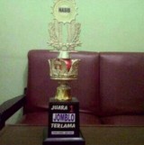 deretan-editan-keterangan-pada-piala-ini-bikin-ngakak-dan-tepuk-jidat