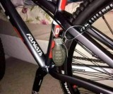 deretan-potret-benda-di-sepeda-ini-absurd-banget-auto-ngakak