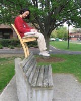 desain-kursi-taman-yang-unik-bakal-betah-berlama-lama