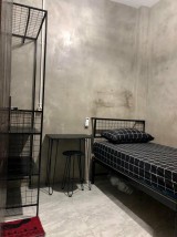 editan-warganet-perihal-kamar-kos-tema-industrial-ini-bikin-ngakak-abis