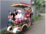 foto-editan-warganet-saat-aleix-espargaro-parodikan-emak-emak-bonceng-4