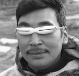 kacamata-traditional-eskimo-ini-unik-dan-lucu-abis