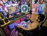 kelakuan-absurd-dan-nyeleneh-penggemar-anime-ini-bikin-ngakak-dan-tepuk-jidat