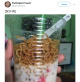 kelakuan-nyeleneh-orang-mengganti-wadah-makan-mi-ini-bikin-geleng-kepala