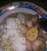 kelakuan-orang-62-saat-makan-nasi-pakai-buah-ini-biki-tepuk-jidat