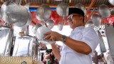 mantap-jiwa-alat-dapur-bisa-juga-menghibur