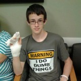 masih-ada-aja-sih-orang-yang-ngelakuin-hal-bodoh-di-luar-sana