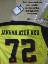 nama-punggung-di-jersey-ini-bikin-kita-ngakak-abis
