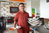 pentingnya-keseimbangan-bagi-pelayan-restoran