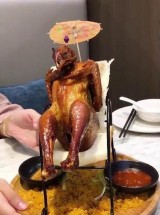 penyajian-ayam-goreng-yang-absurd-dan-kocak-ini-bikin-ngakak-seharian