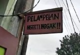 peringatan-kocak-harap-pelan-pelan-di-jalan-ini-nyeleneh-tapi-bikin-ngakak