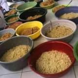 potret-absurd-hidangan-yang-disajikan-untuk-tamu-ini-bikin-cekikikan