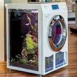 potret-benda-rusak-alih-fungsi-jadi-aquarium-ini-keren-banget