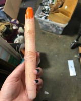 potret-kocak-barang-bekas-yang-di-beli-ini-uniknya-bukan-main