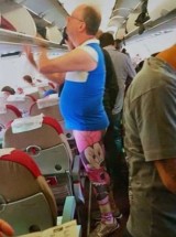 potret-kocak-fashion-bapak-bapak-waktu-pergi-keluar-ini-bikin-geleng-kepala