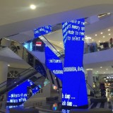 potret-kocak-gangguan-pada-gadget-di-tempat-umum-ini-bikin-senyum-tipis