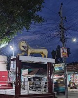 potret-lucu-yang-ada-di-pinggir-jalan-ini-bikin-kita-cengar-cengir-melihatnya