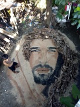 potret-lukisan-dari-bahan-seadanya-ini-kerennya-luar-biasa