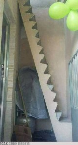 potret-nyeleneh-bangunan-asal-desain-ini-bikin-gregetan-lihatnya