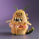 potret-sandwich-diluar-kata-wajar-ini-bikin-males-makannya