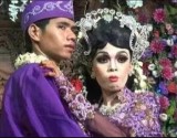 riasan-kocak-pengantin-dengan-alis-nyeleneh-ini-bikin-tamu-undangan-pangling