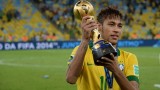 seniman-ini-bikin-tipografi-dari-aksi-guling-gulingan-neymar