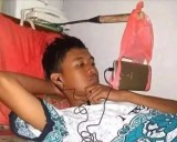 siapa-butuh-holder-hp-kalau-ada-ide-lebih-jenius