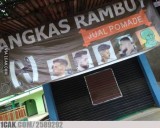 spanduk-kocak-tukang-cukur-yang-isinya-bikin-ngakak-dan-tepuk-jidat