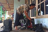 supriyadi-perajin-sepatu-langganan-para-crosser-indonesia