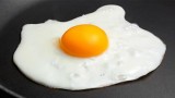 tips-mudah-membuat-telor-mata-sapi-sempurna