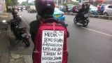 tulisan-di-belakang-motor-saat-mudik-ini-kocak-bikin-senyum-senyum-sendiri
