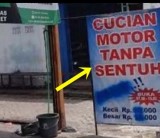 tulisan-kocak-di-tempat-cuci-motor-ini-bikin-pelanggan-ngakak-banget