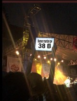 tulisan-kocak-saat-nonton-konser-ini-bikin-ngakak-sendiri