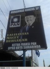 tulisan-unik-pada-janji-caleg-dspanduk-kampanye-ini-bikin-auto-cekikikan