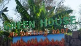utamakan-gotong-royong-di-green-house-my-darling-kampung-pulosari